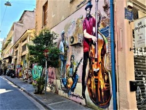 Street arts in Athens - jazz band